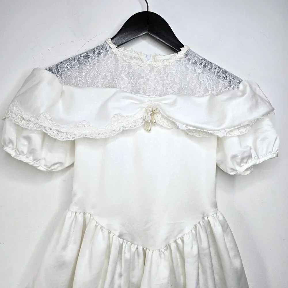 Vintage Sugar Plum Made in USA White Formal Lace Gown